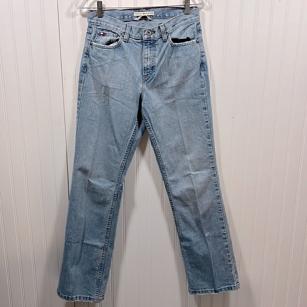 Vintage Tommy Hilfiger lightwash classic bootcut jeans